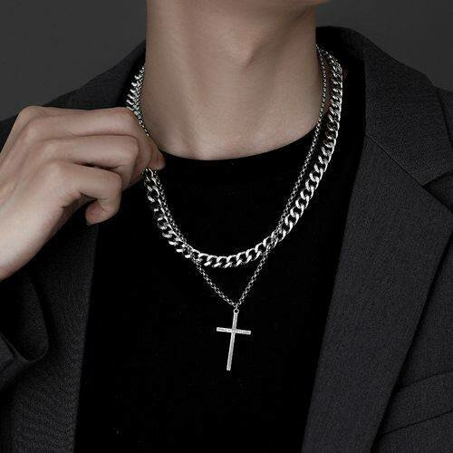 Collier croix en acier inoxydable