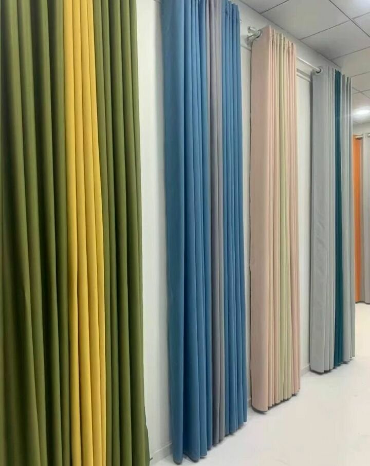 Rideaux colorés occultants