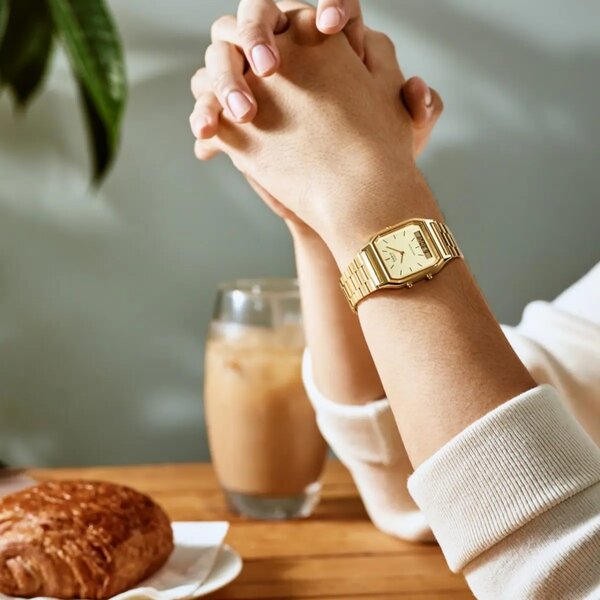 Montre Casio Quartz Dorée