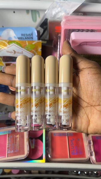 Lip oil  Karite