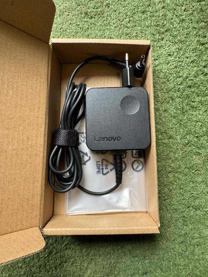 Adaptateur Secteur pour Ordinateur Portable