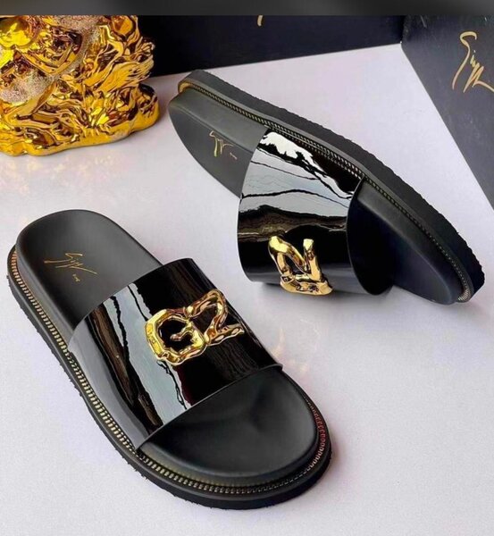 Sandales en cuir noir de luxe