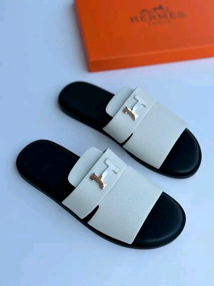 Sandales Hermès élégantes