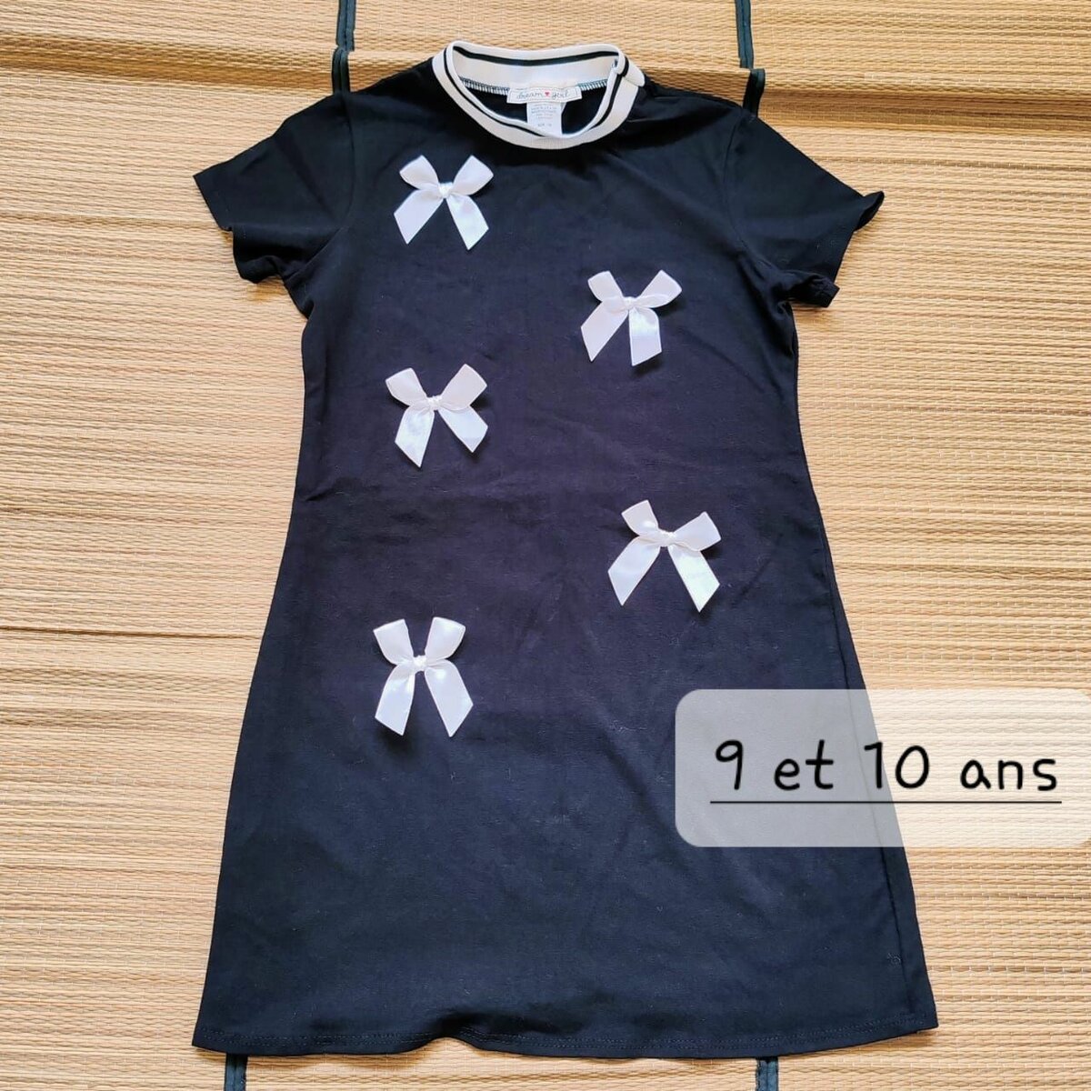 Robe fillette à motifs