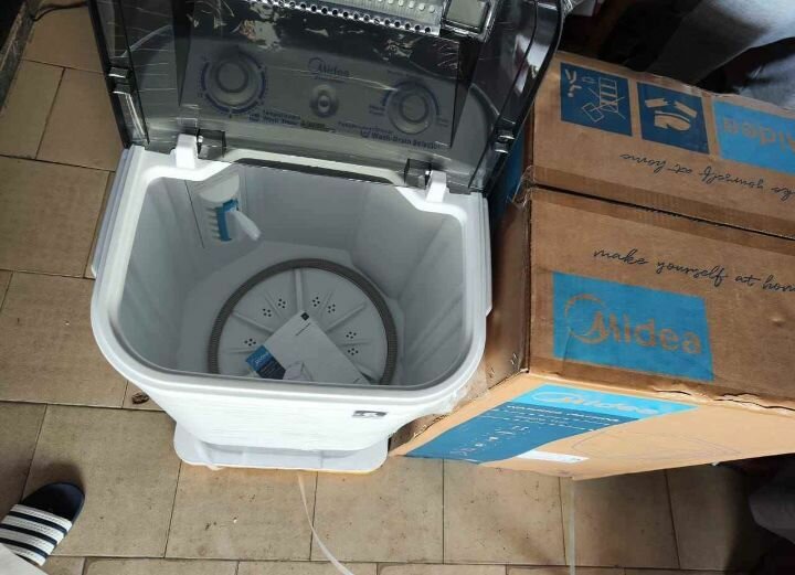 Lave-linge Midea compact