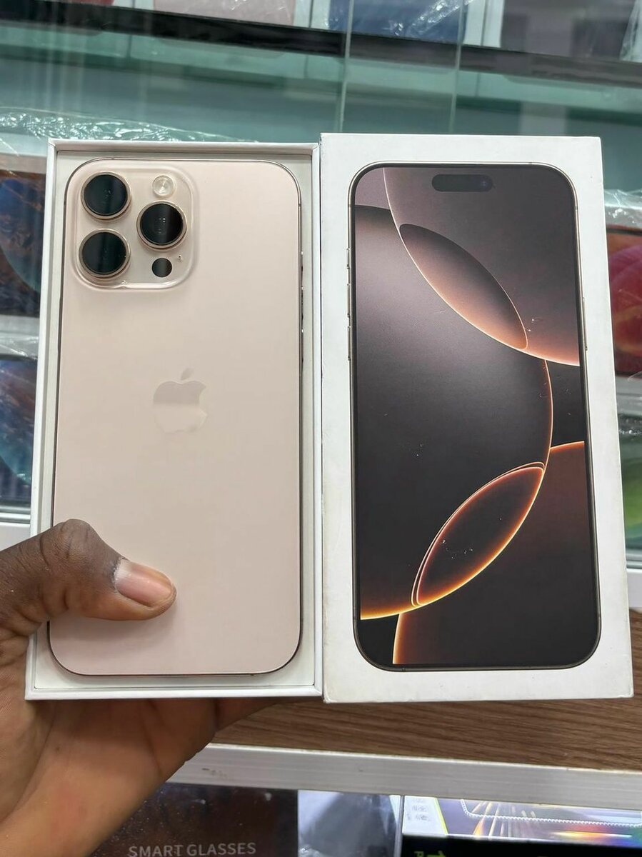 iPhone 16 pro max 256 GB état