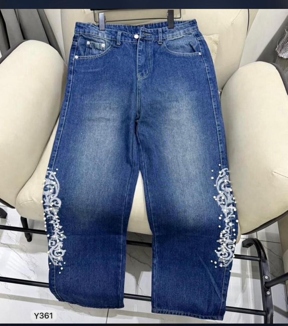 Jeans brodés tendance