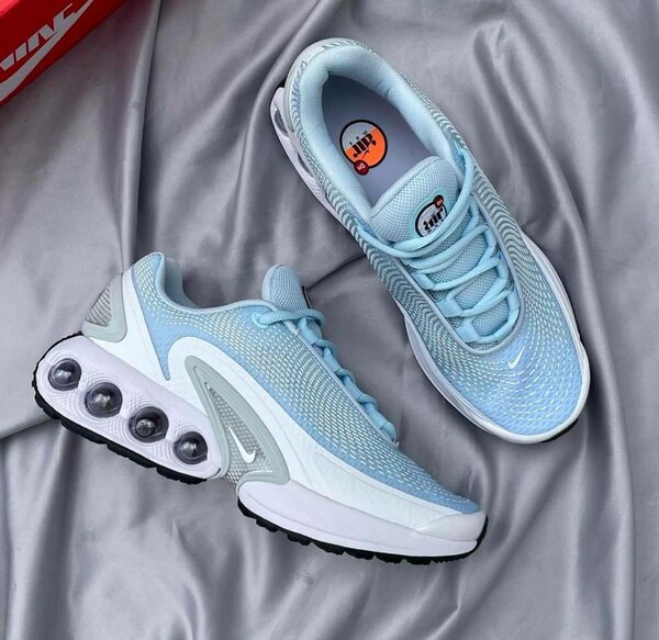 Nike Air Max Sport