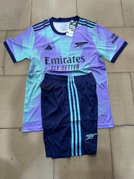 Tenue de football pour homme