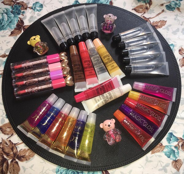 Lot de brillants à lèvres