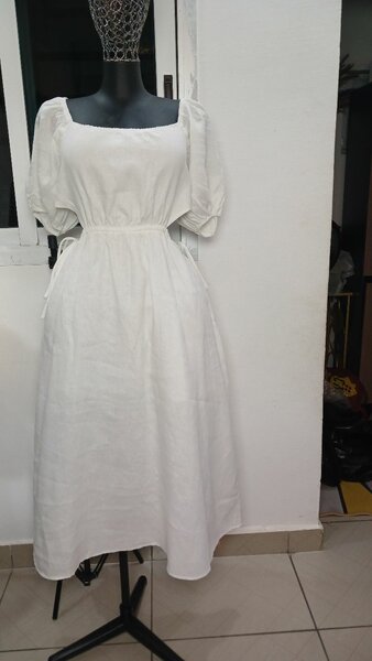 Robe blanche élégante