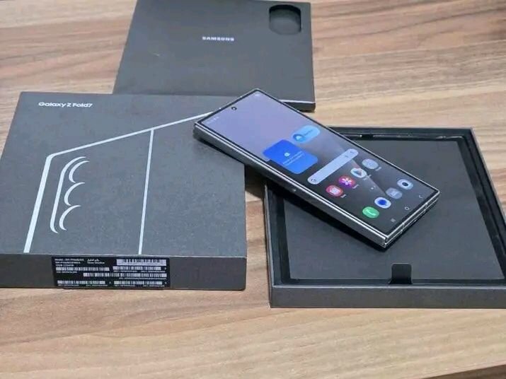 Samsung Galaxy Z Fold Smartphone