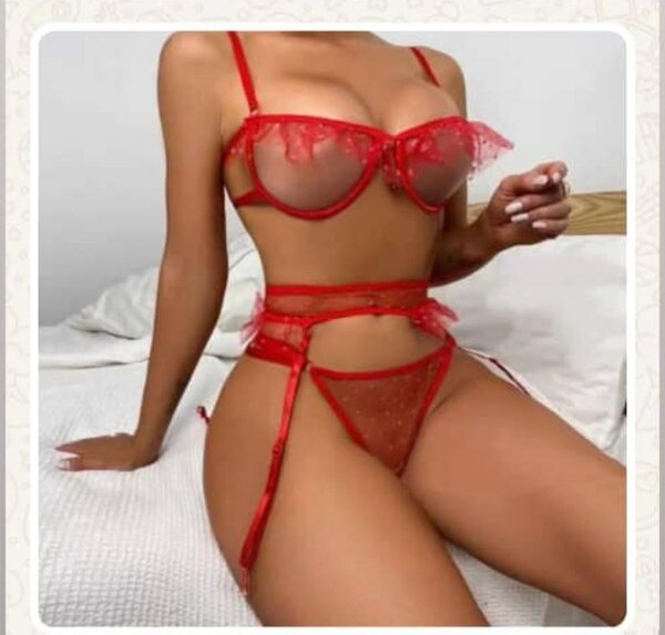 Ensemble lingerie rouge sexy