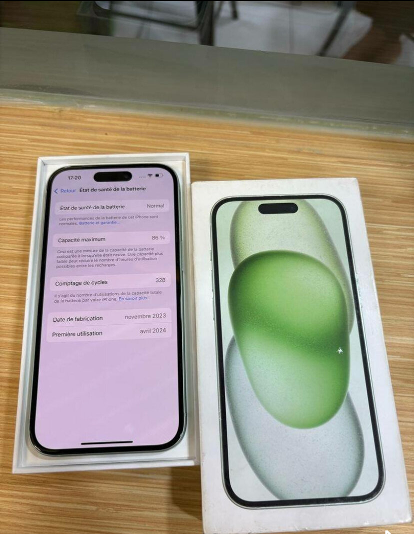 Smartphone moderne avec boîte