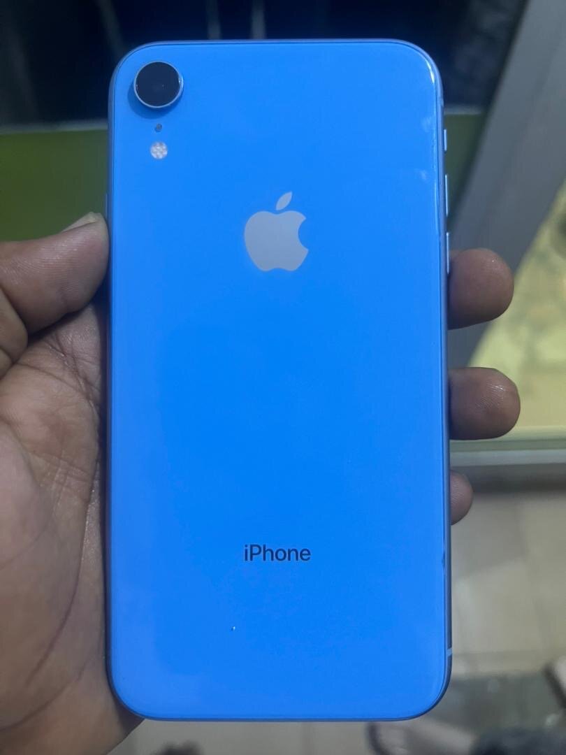 iPhone XR 64G