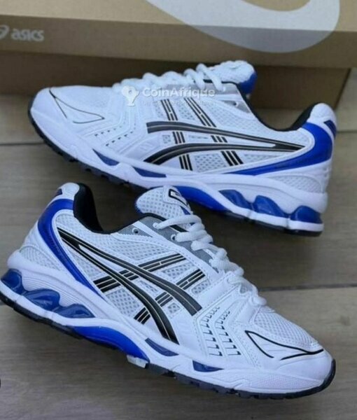 Asics blanc bleu royal 40-45