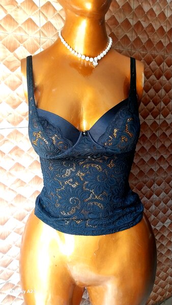 Lingerie bustier dentelle noir