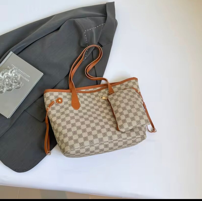 Cabas à carreaux élégant