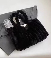 Sac à main en fausse fourrure