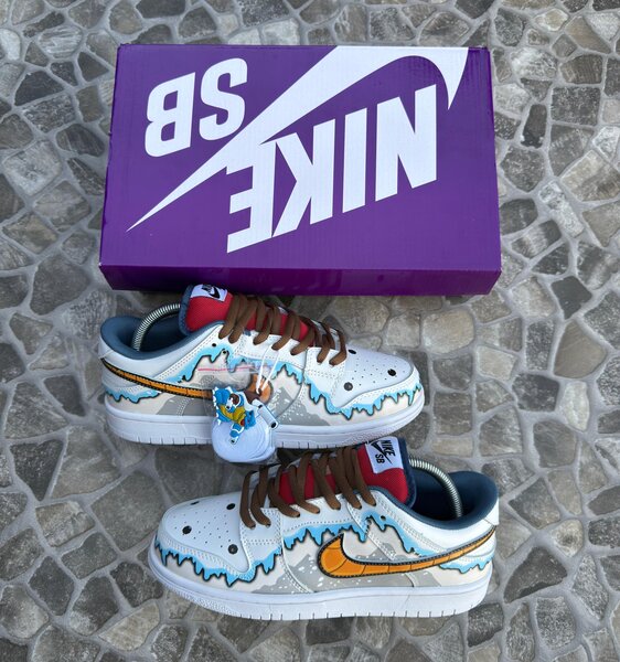 Nike SB Dunk Low Snowman