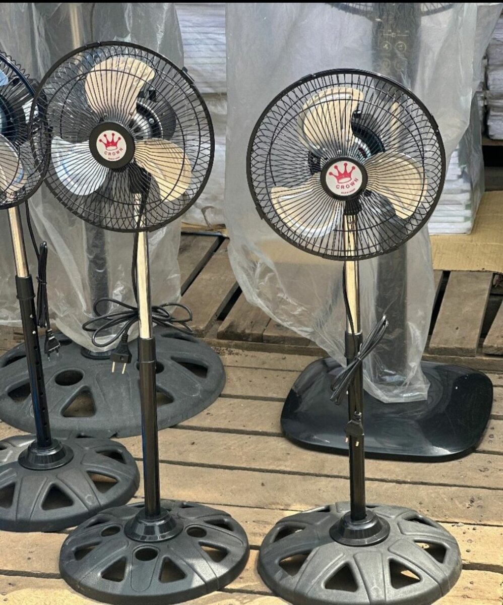 Ventilateur sur pied électrique