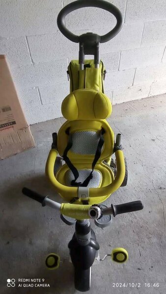 Tricycle pour enfants ajustable