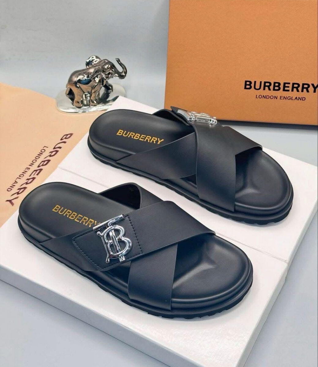 Sandales de luxe modernes