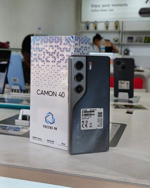 Tecno Camon 40 Pro
