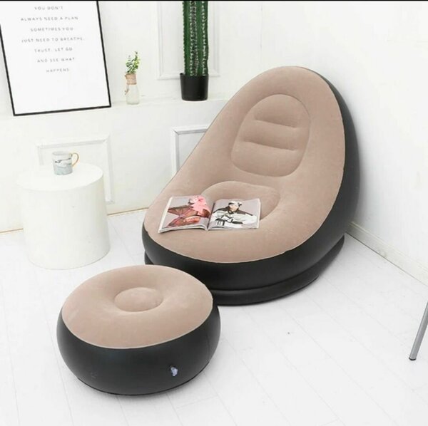 Fauteuil gonflable avec repose-pieds