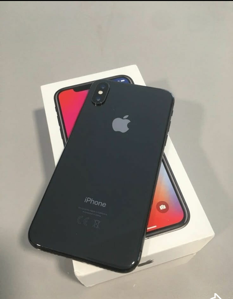 iPhone X Noir 64GB