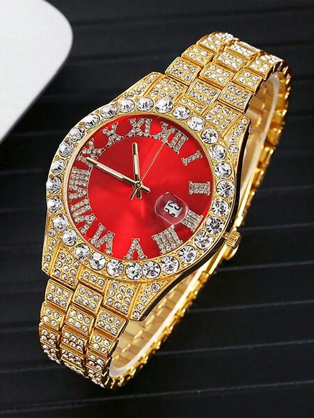 Montre luxe dorée strass