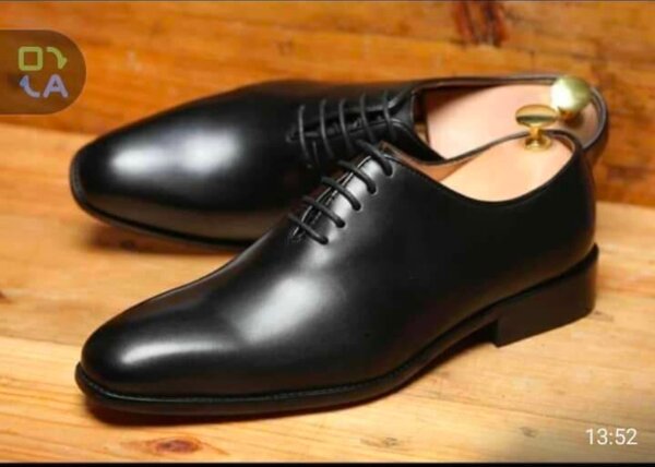 Chaussures habillées noires homme