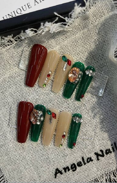 Ongles Pressés Élégants