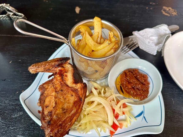 Poulet Grillé frites