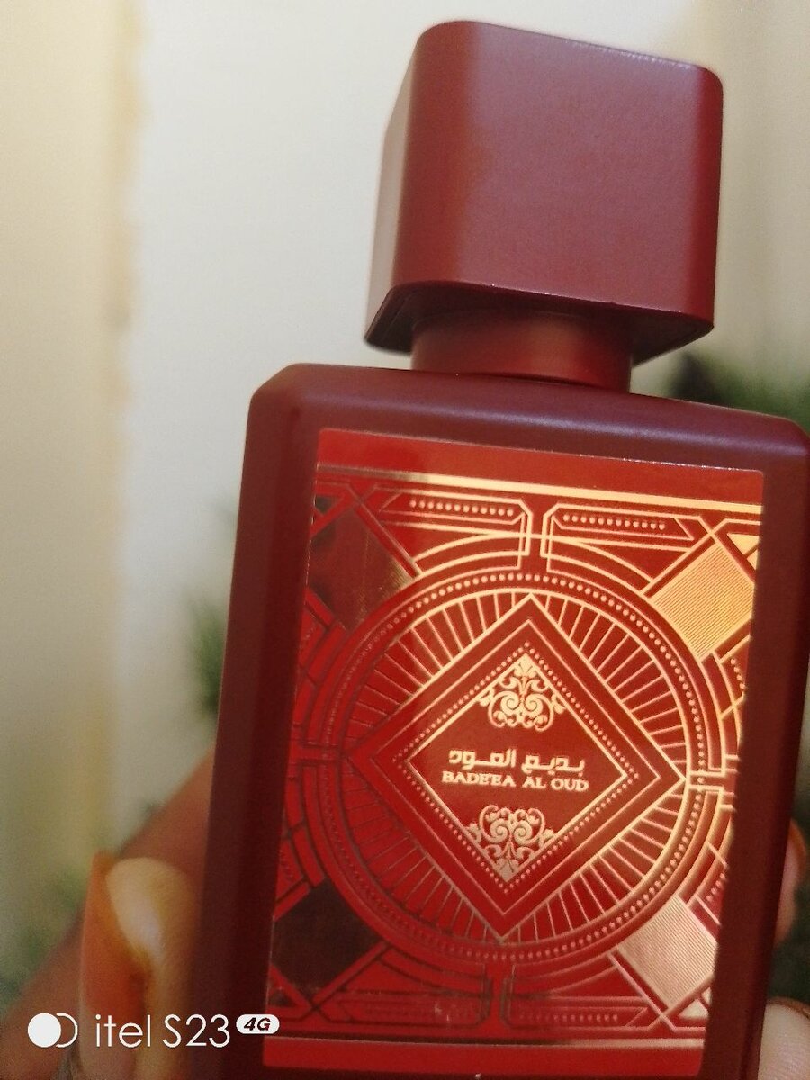 Parfum Badee Al Oud