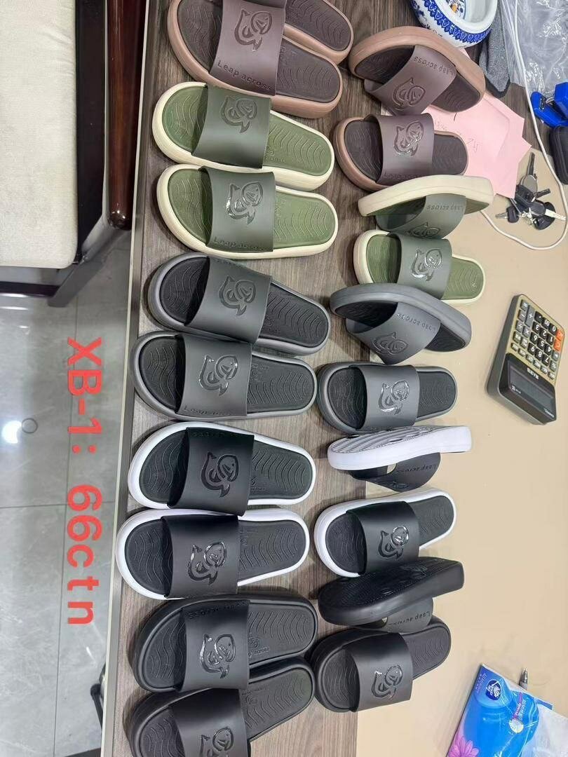 Claquettes confort unisexes