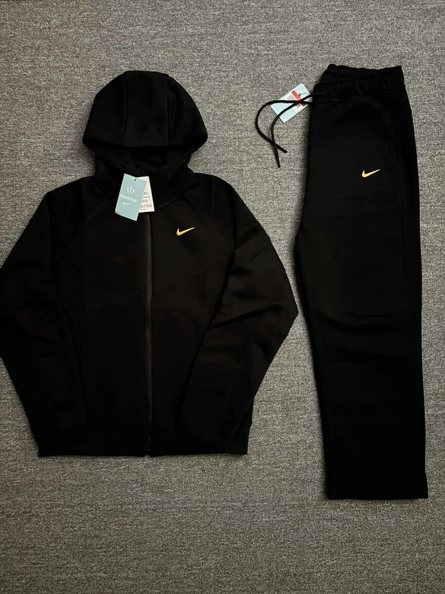 Ensemble de survêtement Nike