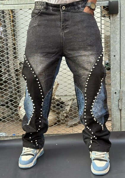 Jean décontracté clouté