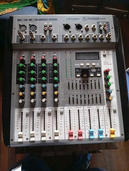 Vlliodar PM500MP Mixeur Audio Professionnel