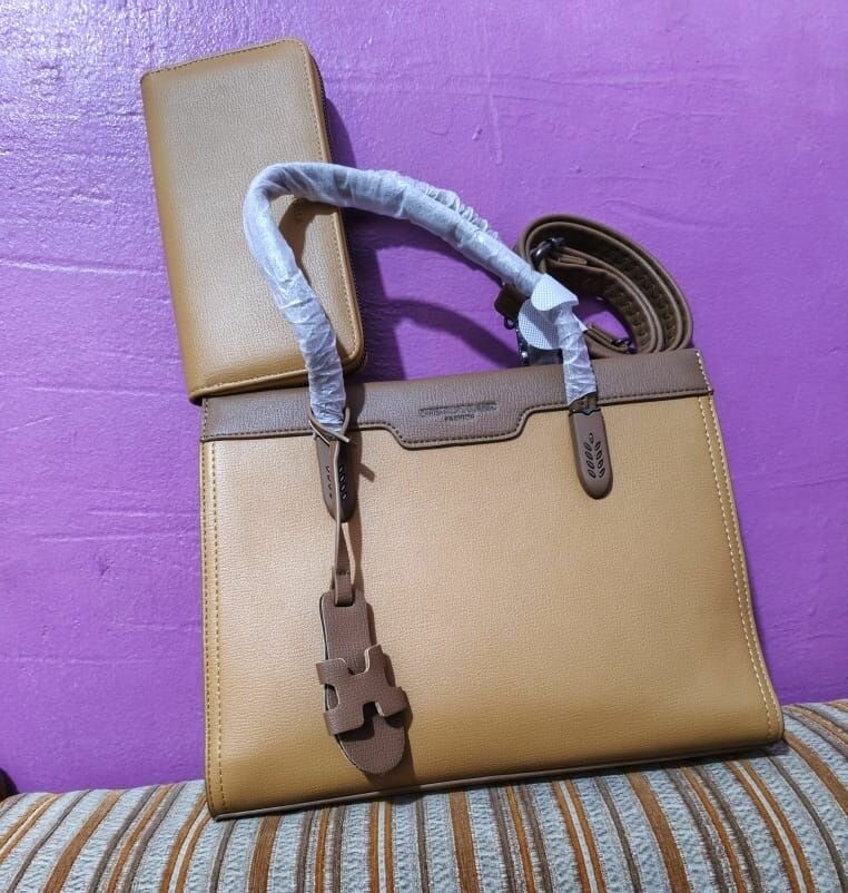 Sac à main en cuir marron pour femme