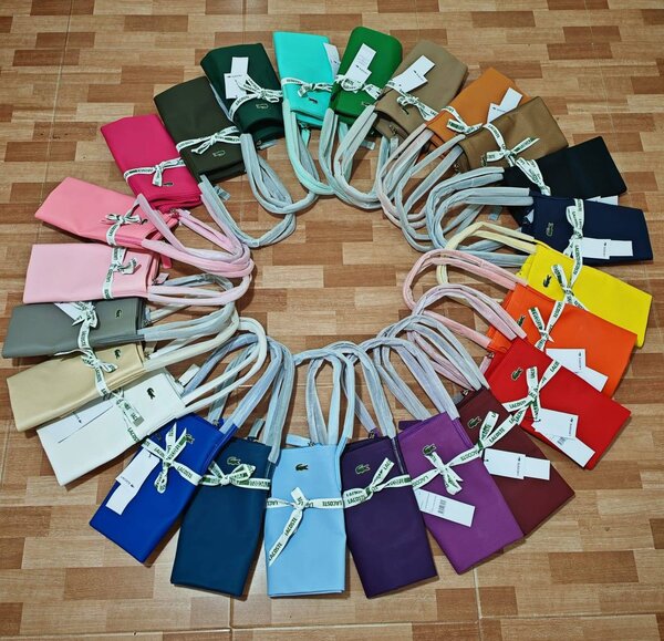 Sacs à main colorés élégants