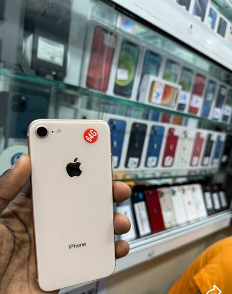 iPhone 64 Go déverrouillé