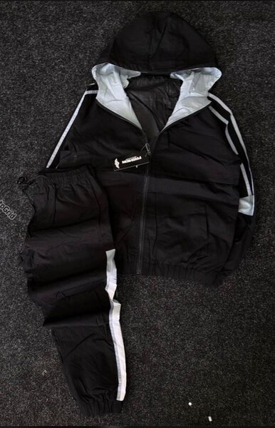 Ensemble de jogging noir