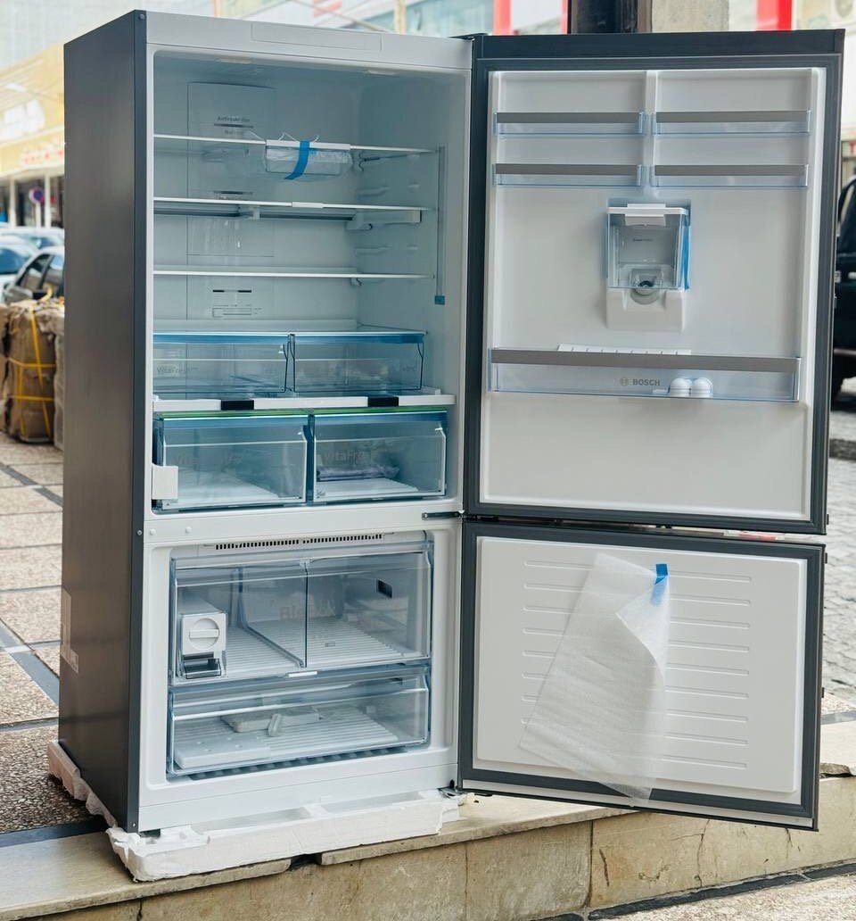 Réfrigérateur Hitachi moderne