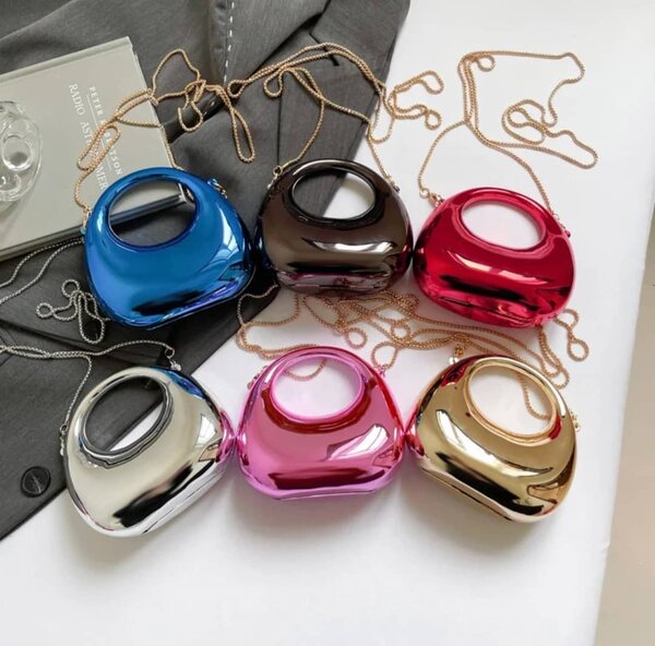 Mini sac à main métallique