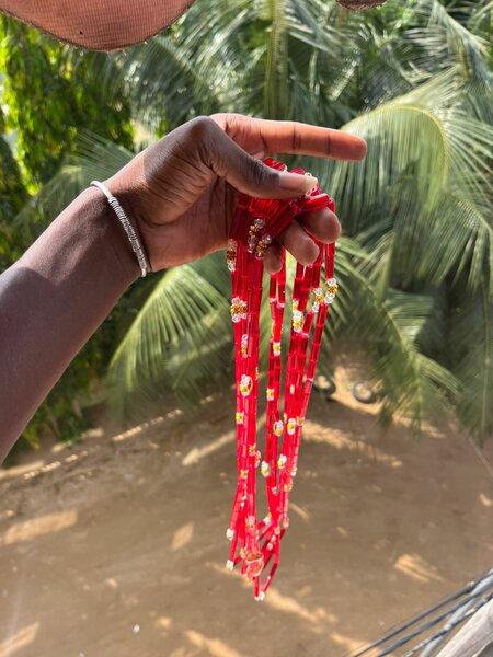 Collier de perles colorées