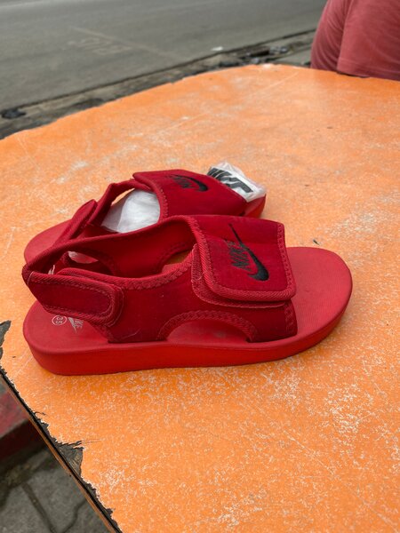 Sandales Enfant Nike Rouges