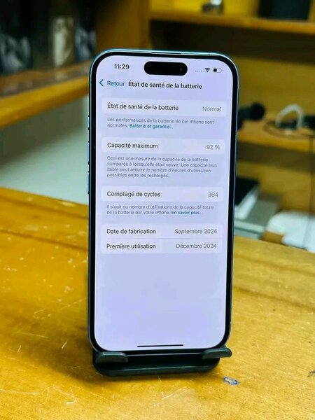 iPhone 128GB Bleu Neuf