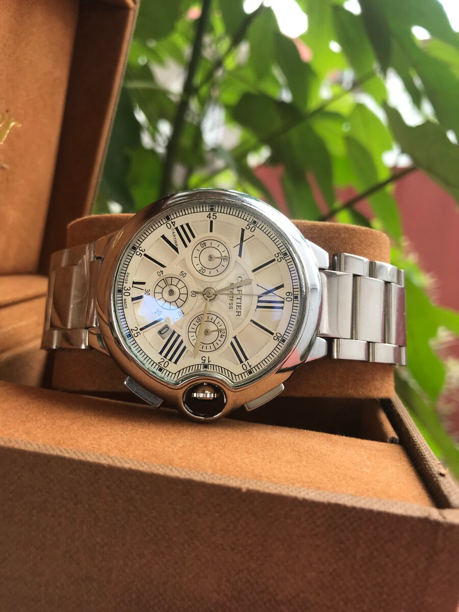 Montre de luxe Cartier