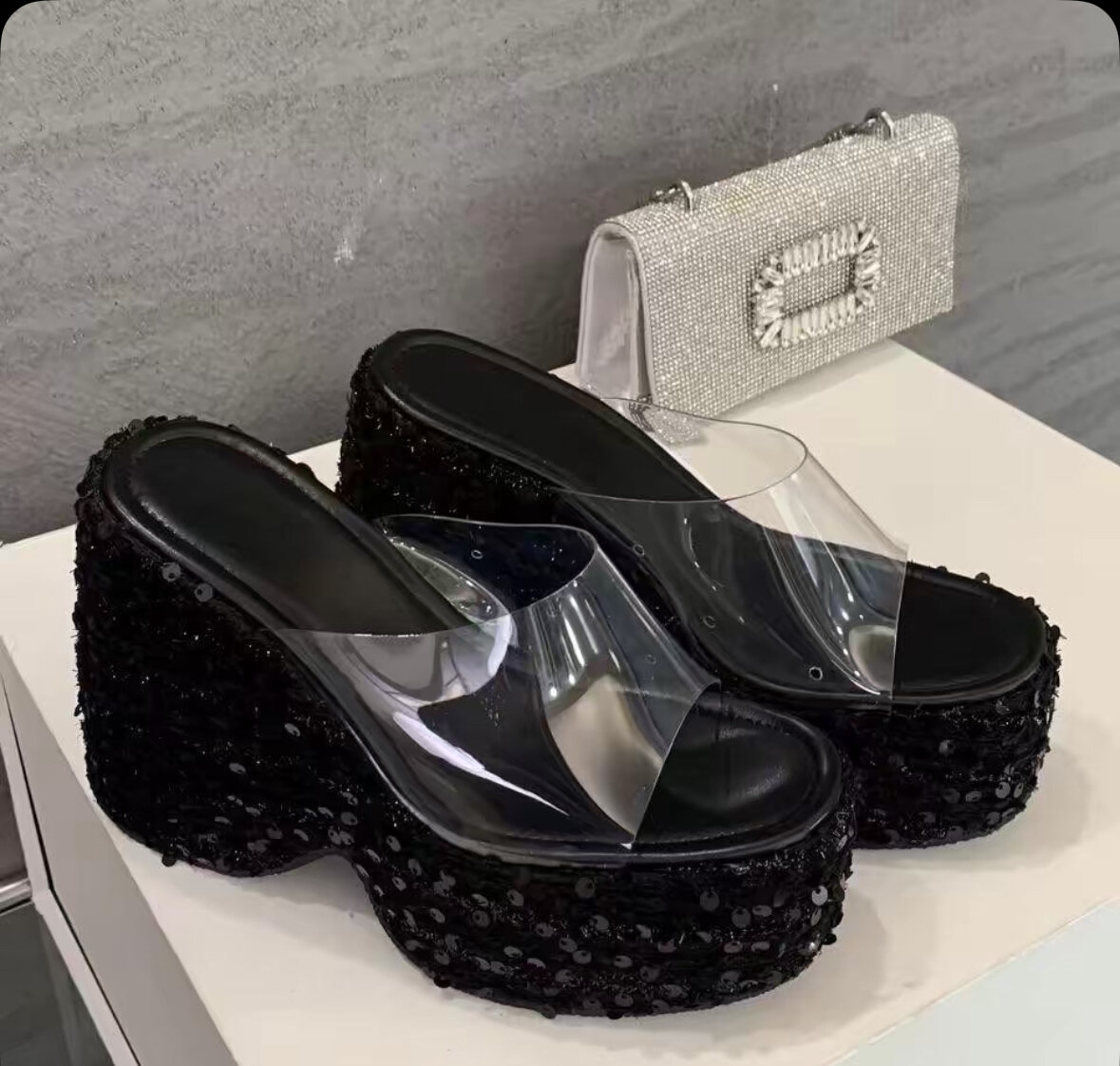 Pochette tressée luxe